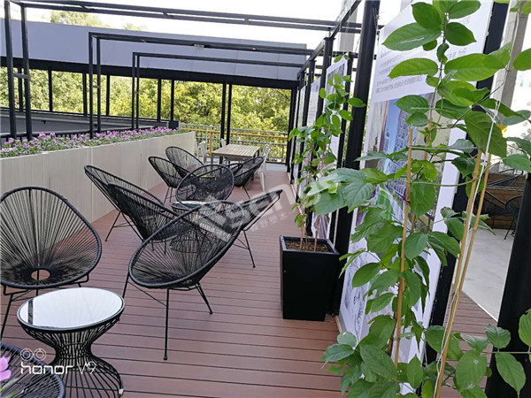 ���̰���