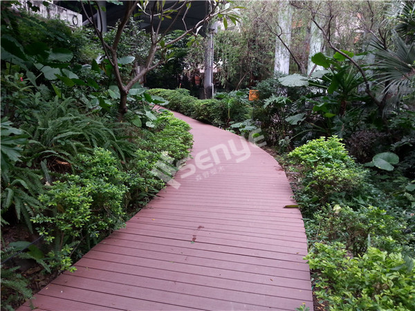 ���̰���