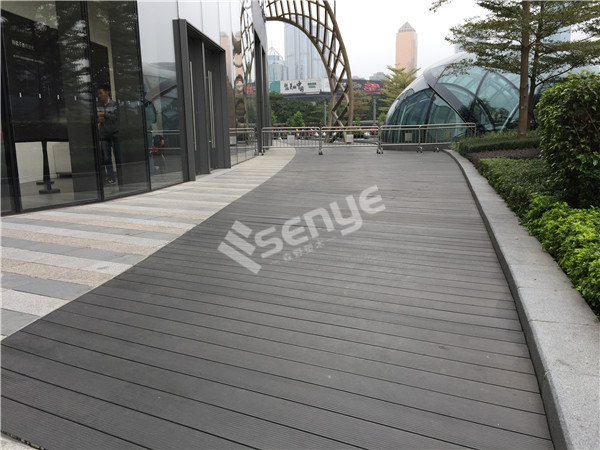 ���̰���