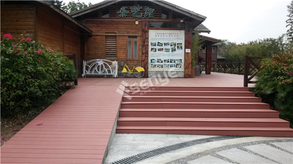 ���̰���